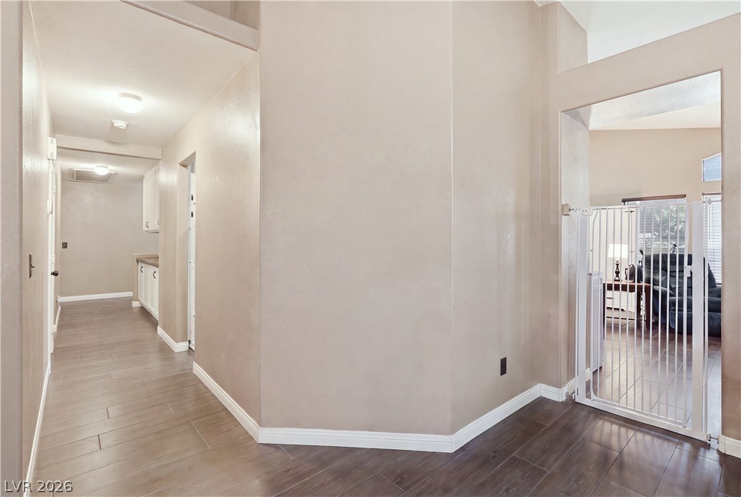 2730 Meadow Spring Court Property Photo 16