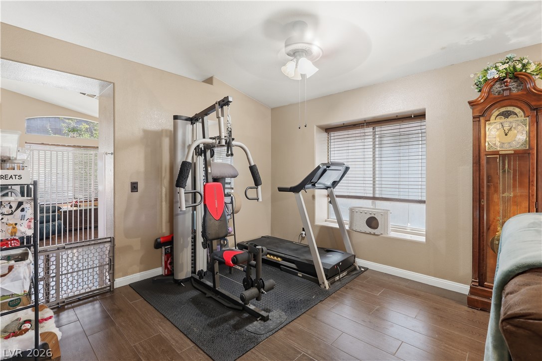 2730 Meadow Spring Court Property Photo 18