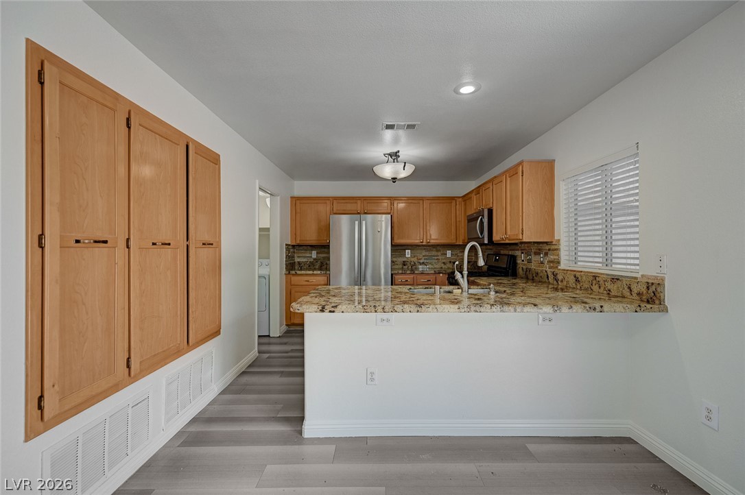 9496 Heatwave Street Property Photo 18