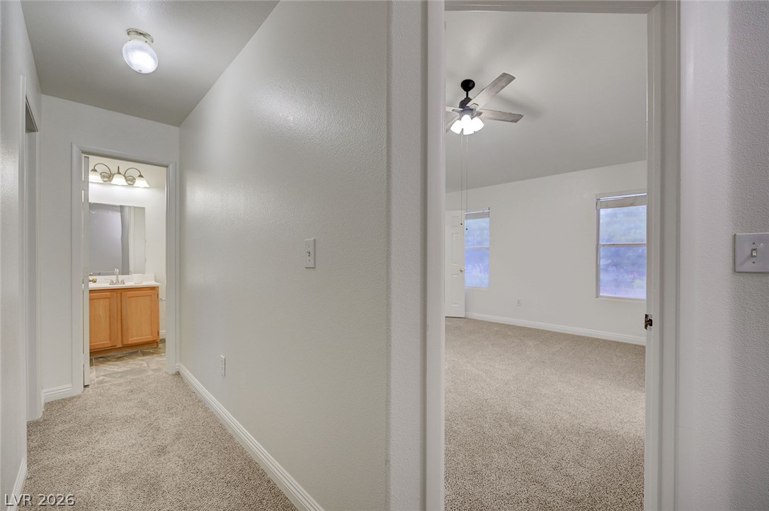 9496 Heatwave Street Property Photo 32