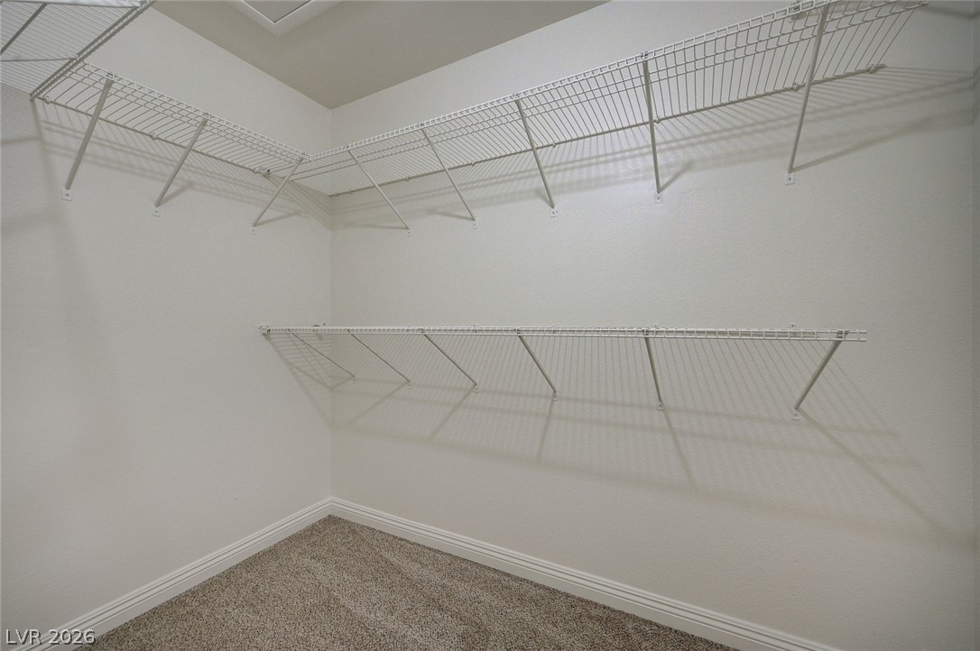 9496 Heatwave Street Property Photo 37
