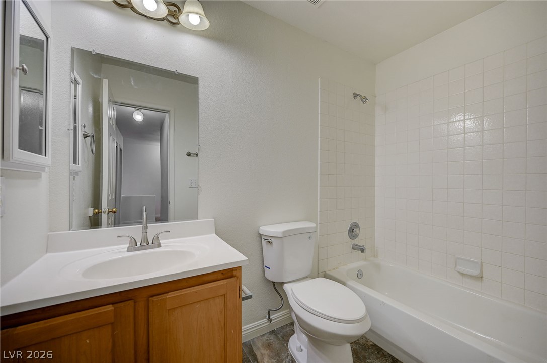 9496 Heatwave Street Property Photo 47