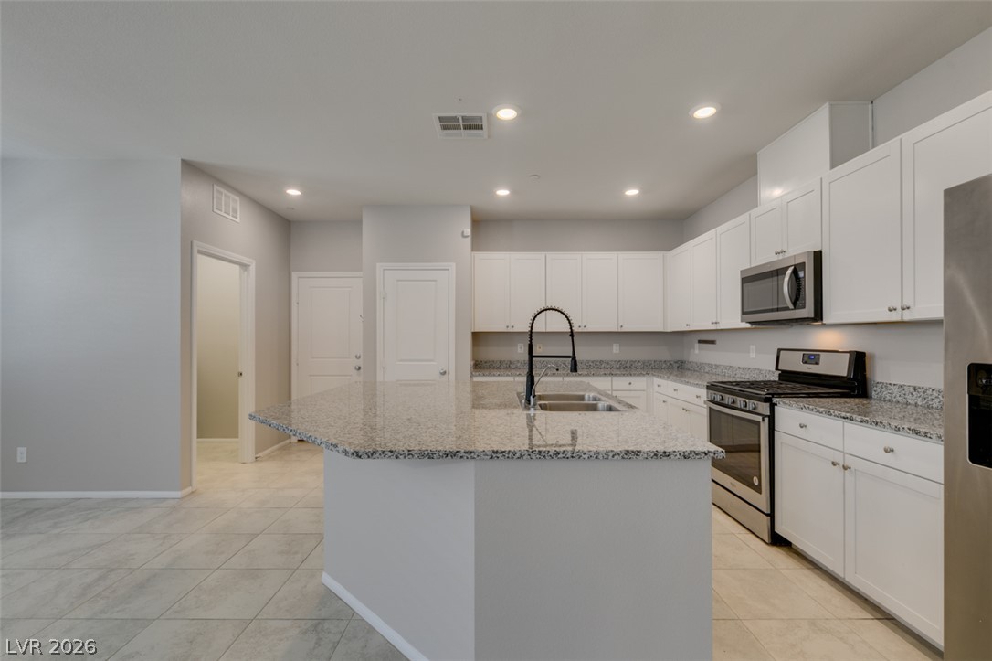 2864 Cabrillo Terrace Property Photo 25