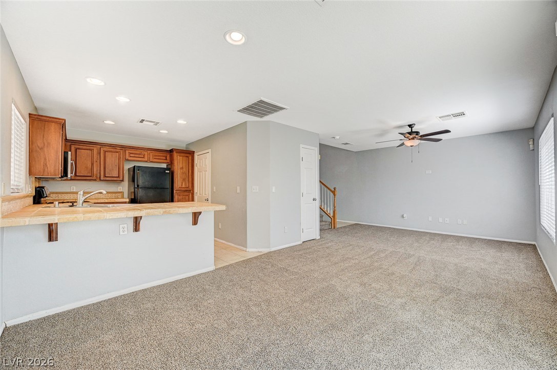 8433 Spencer Canyon Street Property Photo 11