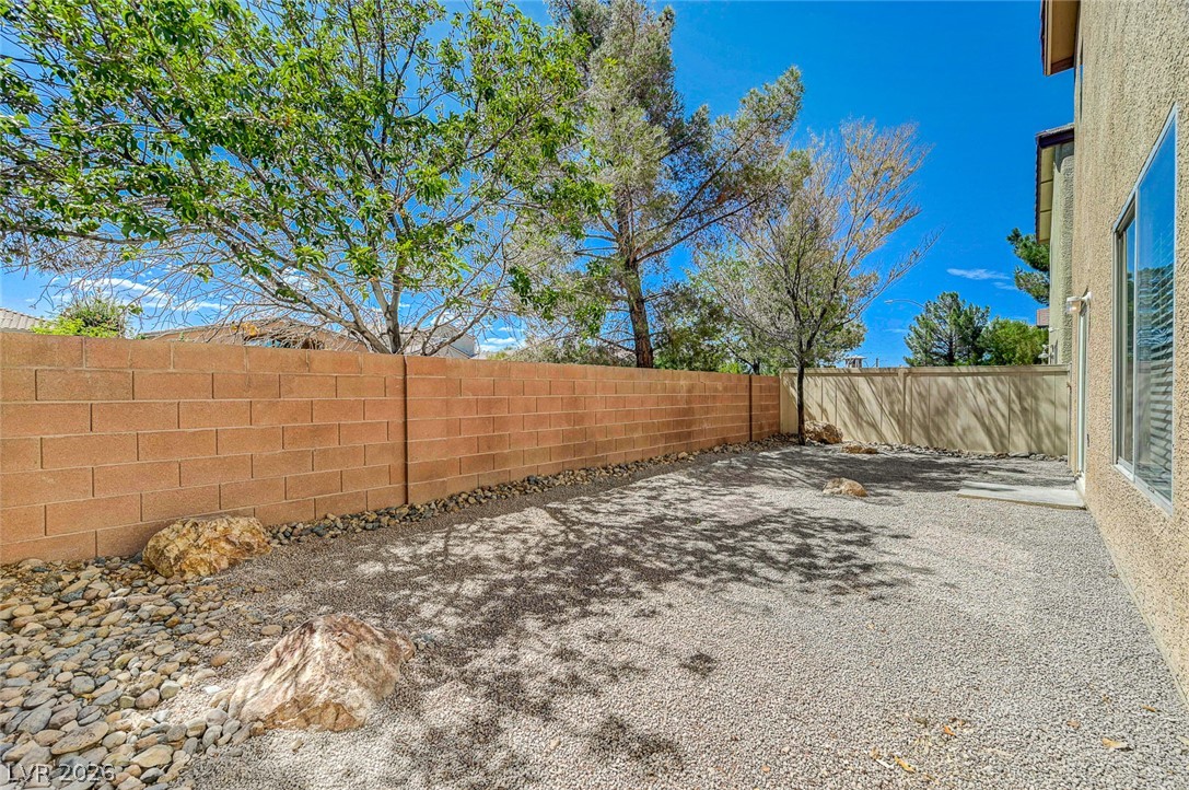 8433 Spencer Canyon Street Property Photo 54