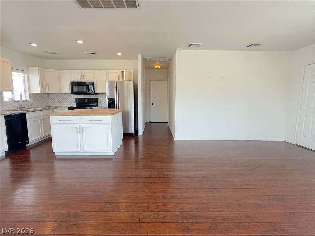 102 Copper Street Property Photo 22