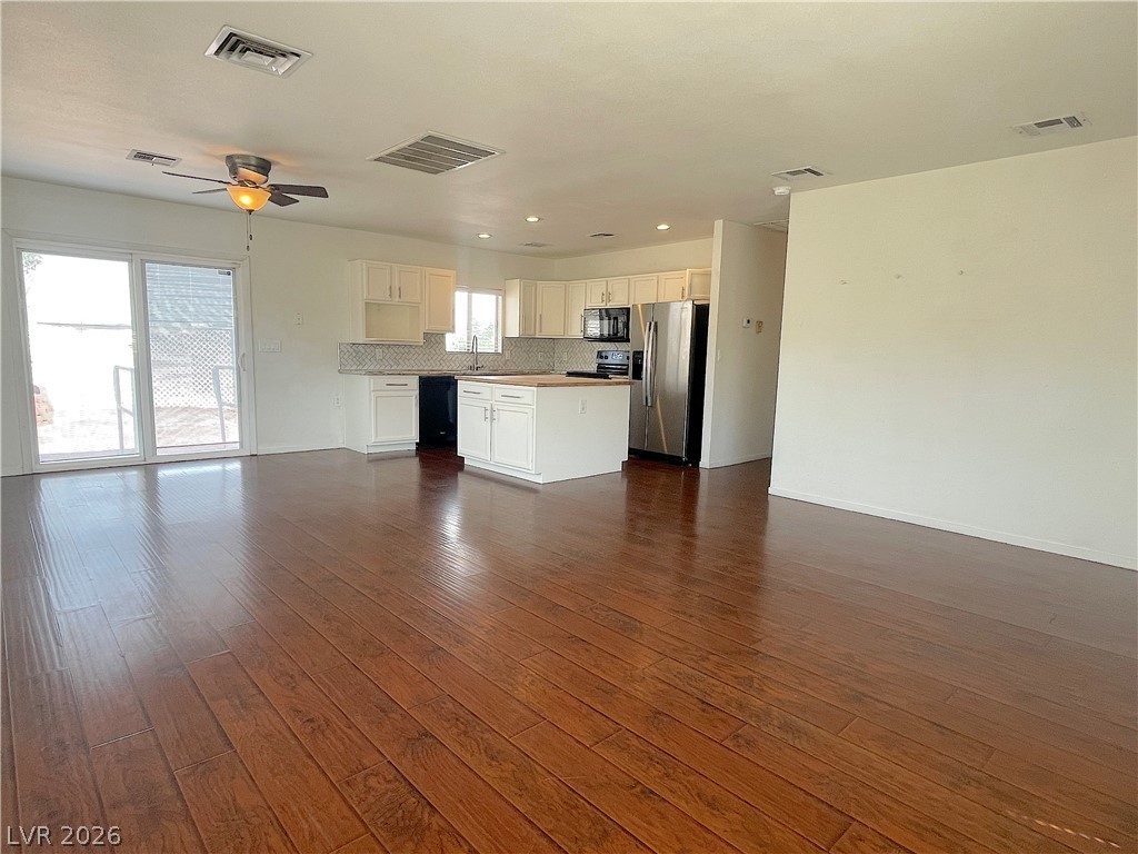 102 Copper Street Property Photo 23