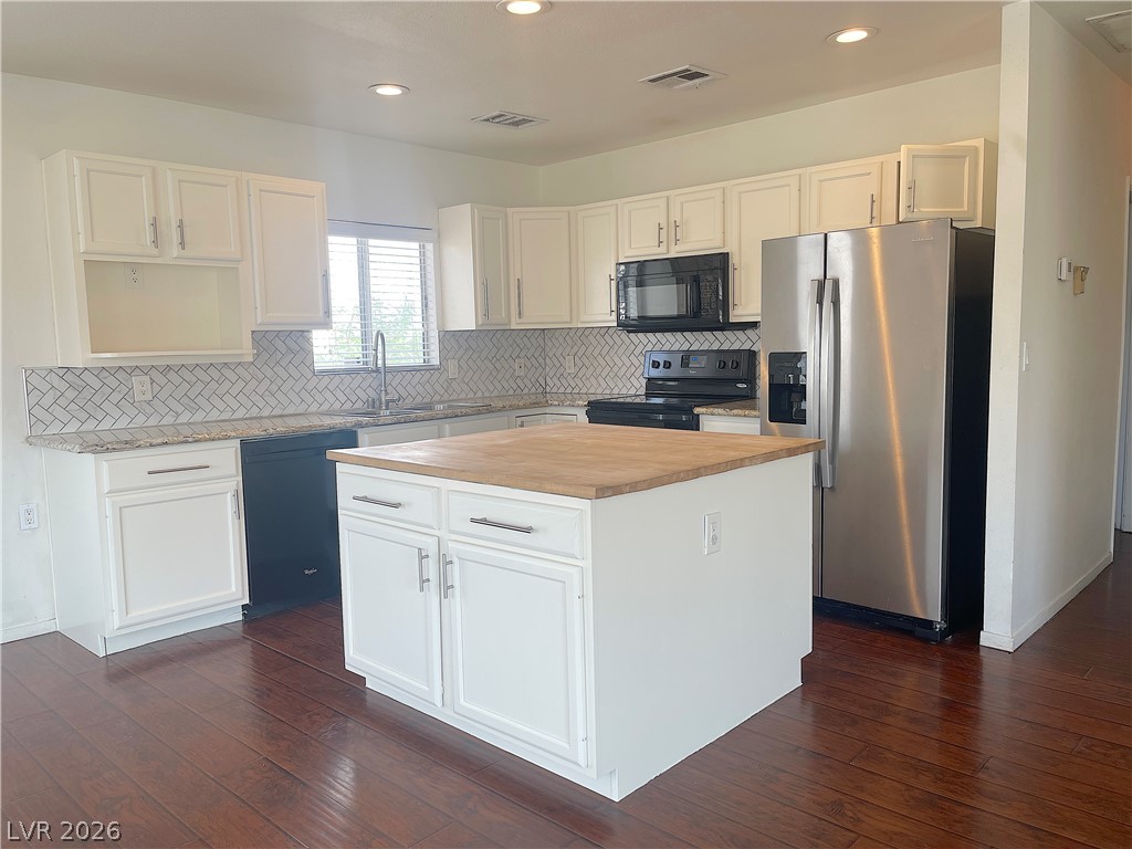 102 Copper Street Property Photo 29