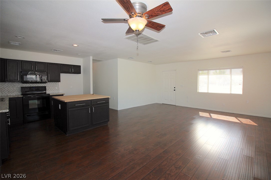 102 Copper Street Property Photo 42