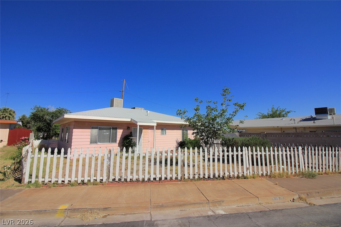 102 Copper Street Property Photo 64