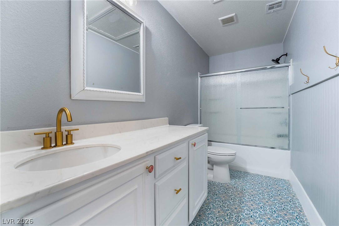3220 Mist Effect Avenue Property Photo 19