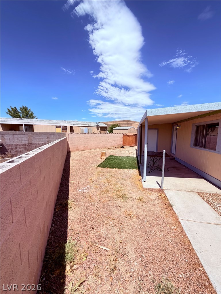 4182 Queen Isabel Court Property Photo 14