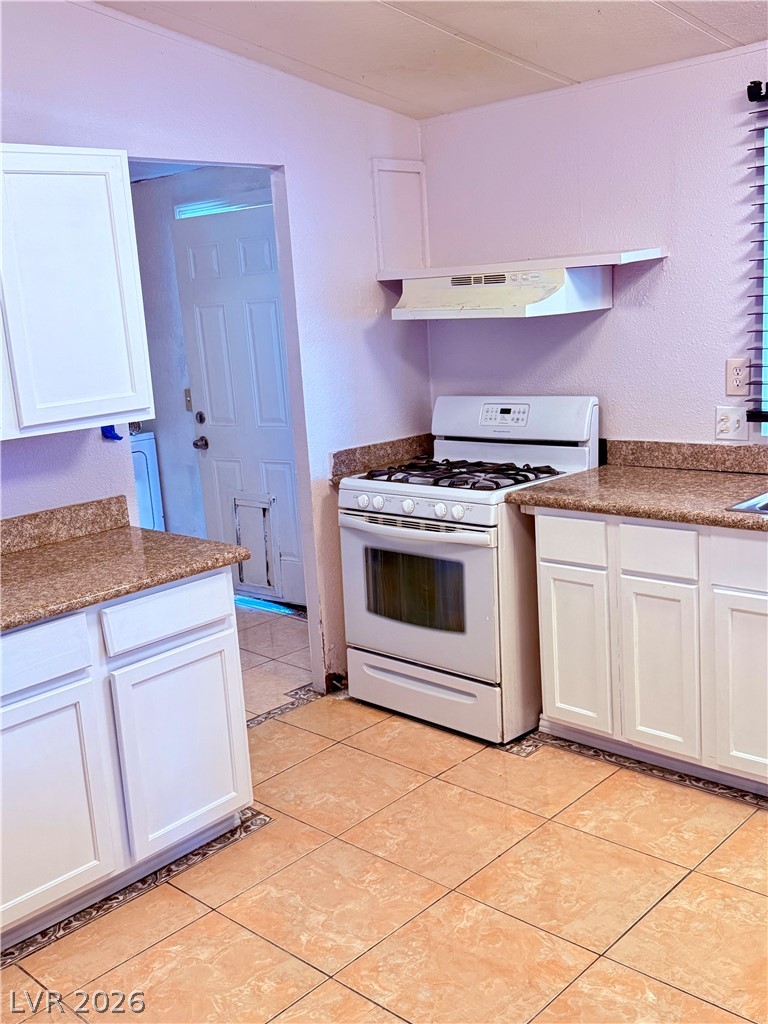 4182 Queen Isabel Court Property Photo 21