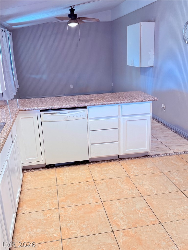 4182 Queen Isabel Court Property Photo 26