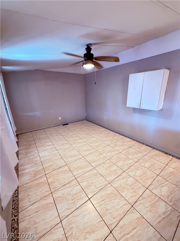 4182 Queen Isabel Court Property Photo 28