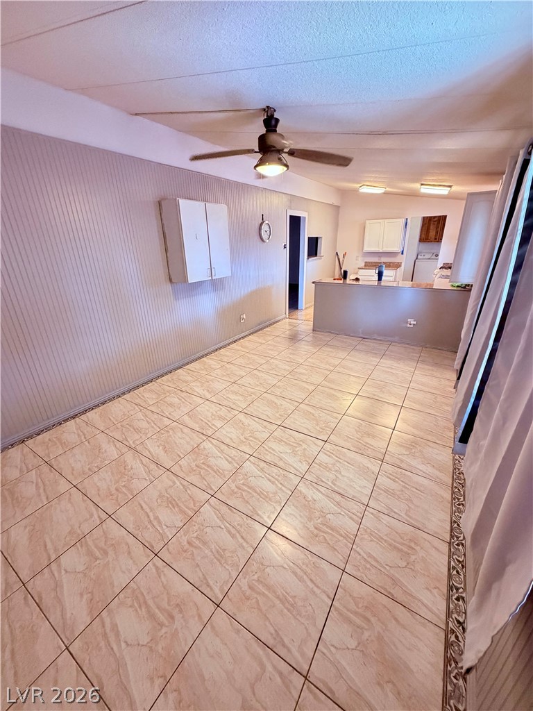 4182 Queen Isabel Court Property Photo 29