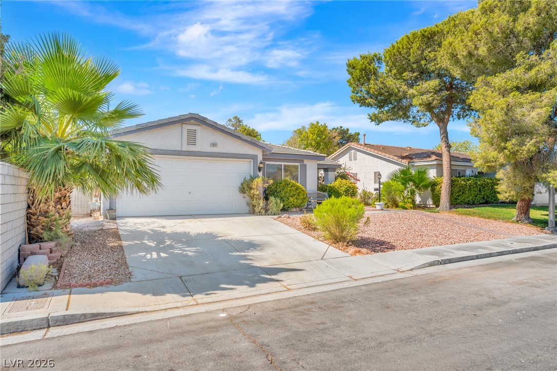 2027 Fountain Valley Way Property Photo 1
