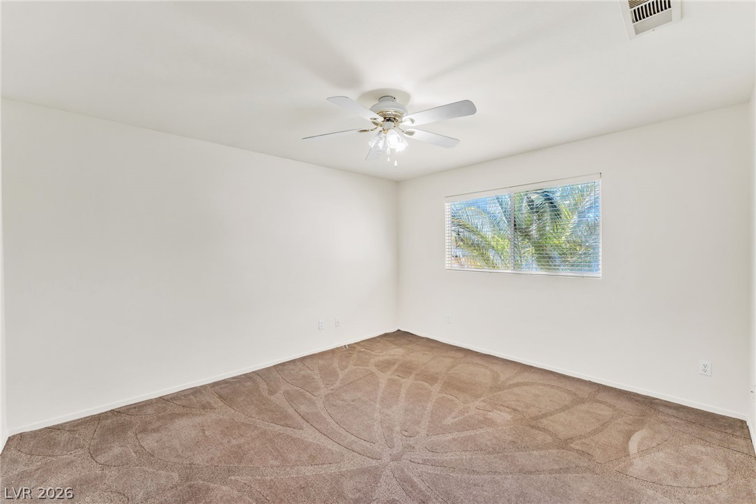 2027 Fountain Valley Way Property Photo 4