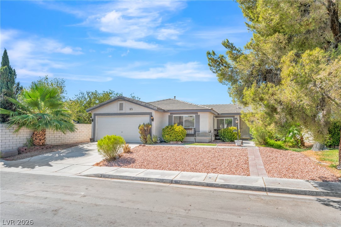 2027 Fountain Valley Way Property Photo 8