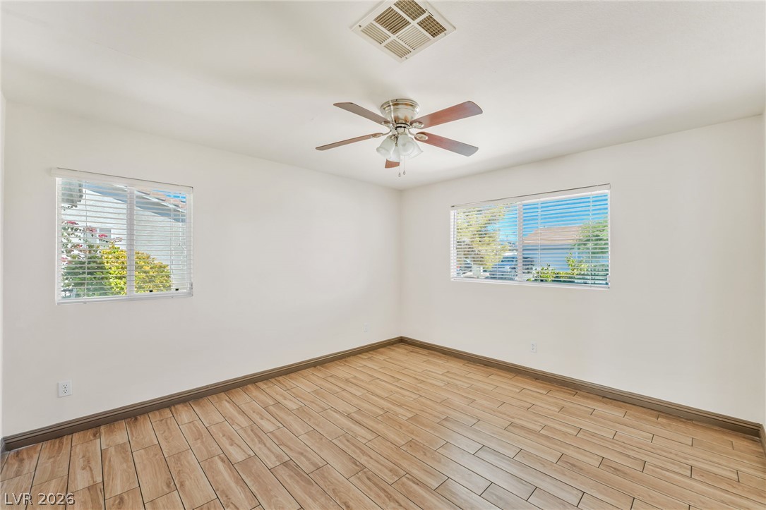 2027 Fountain Valley Way Property Photo 18