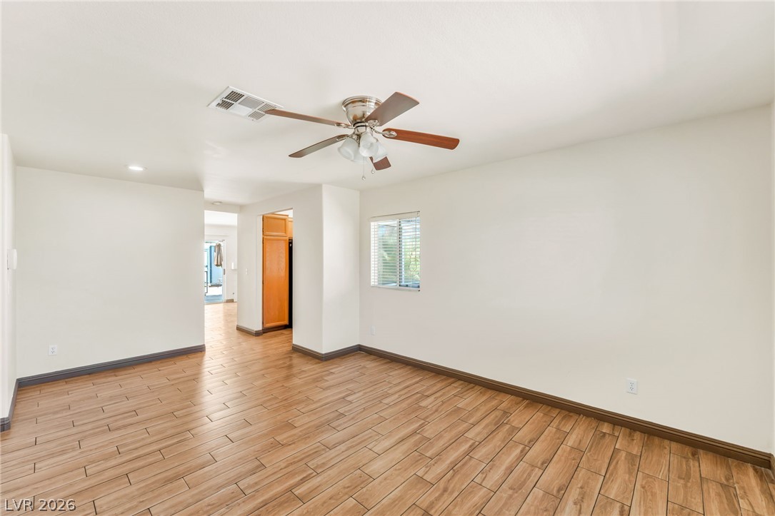 2027 Fountain Valley Way Property Photo 21