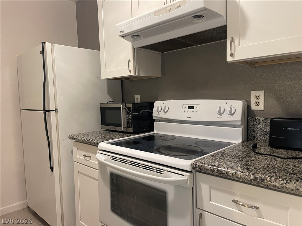 1361 East University Avenue 105 Property Photo 6
