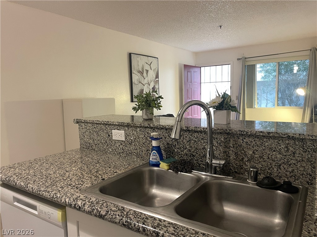 1361 East University Avenue 105 Property Photo 10