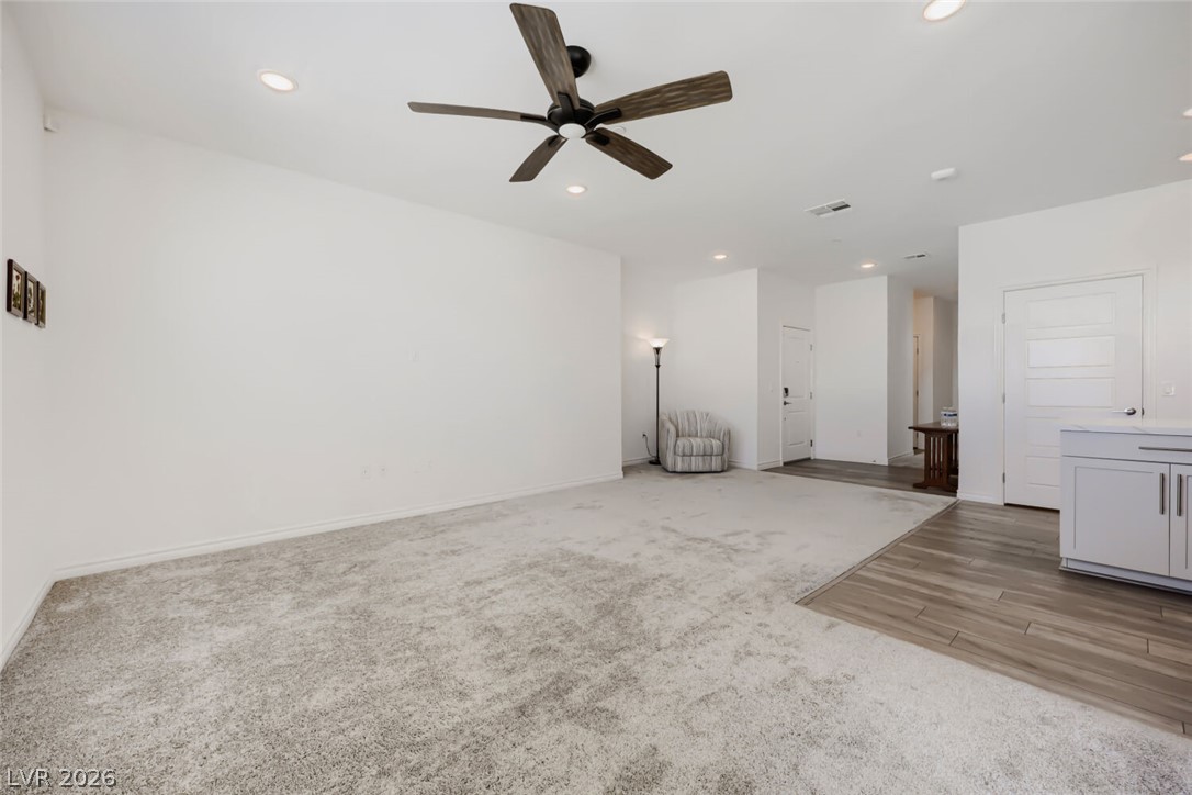 2555 Hampton Road 9301 Property Photo 12
