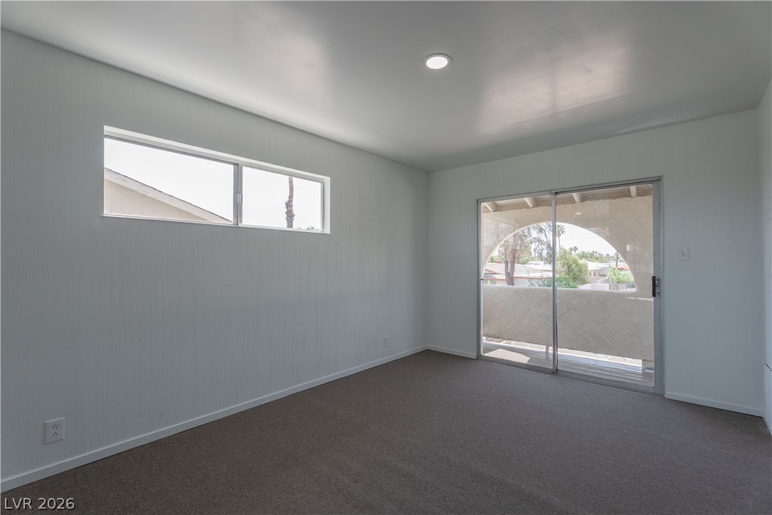 2298 Golden Arrow Drive Property Photo 16
