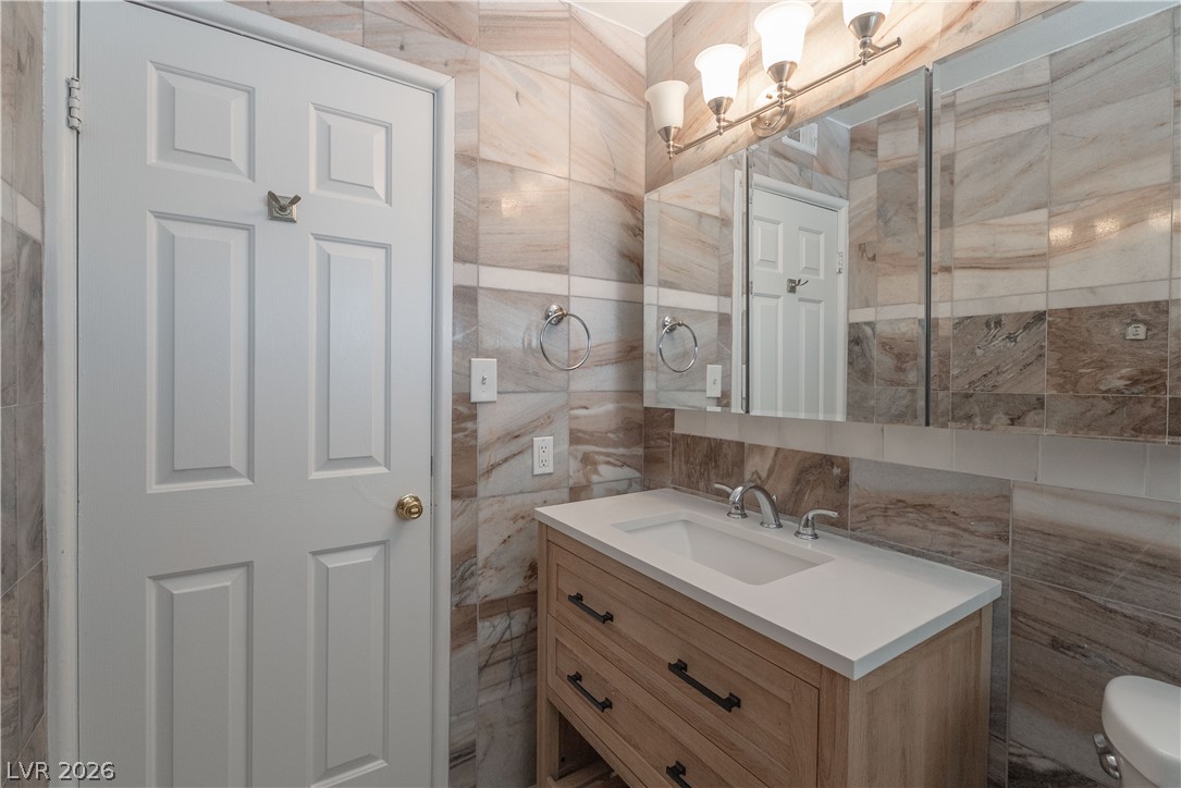 2298 Golden Arrow Drive Property Photo 17