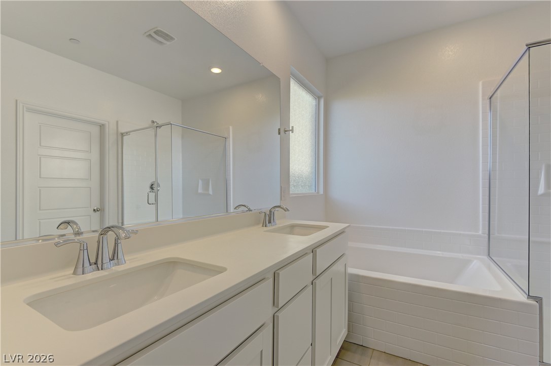 222 Palisade Falls Avenue Property Photo 9