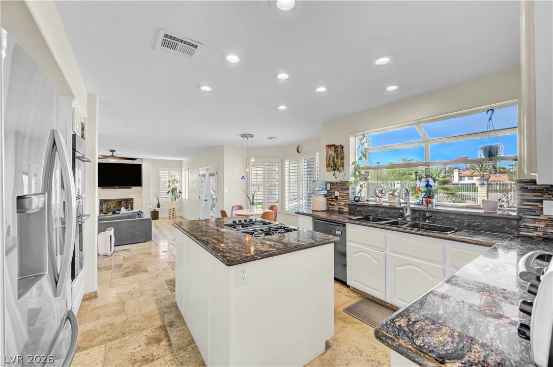 5260 Drifting Dunes Drive Property Photo 29