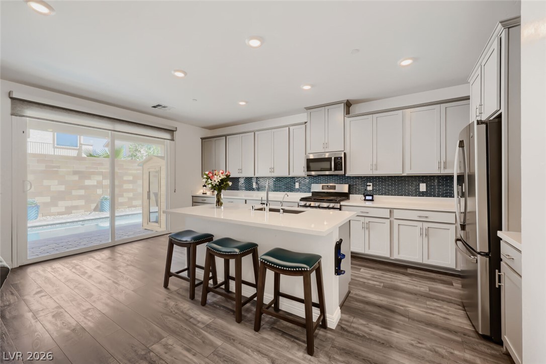 864 Aurelie Ridge Street Property Photo 17