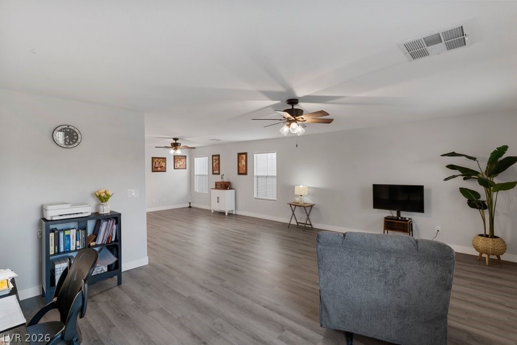 6924 Ghost Ranch Avenue Property Photo 25