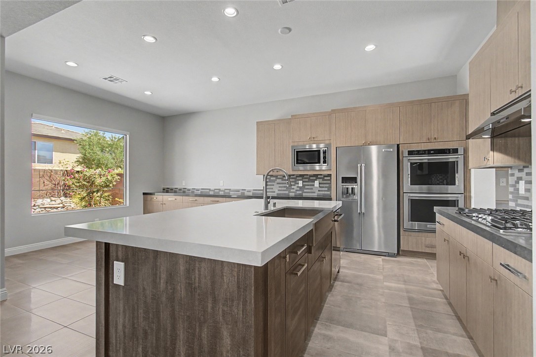9868 Gemstone Sunset Avenue Property Photo 5