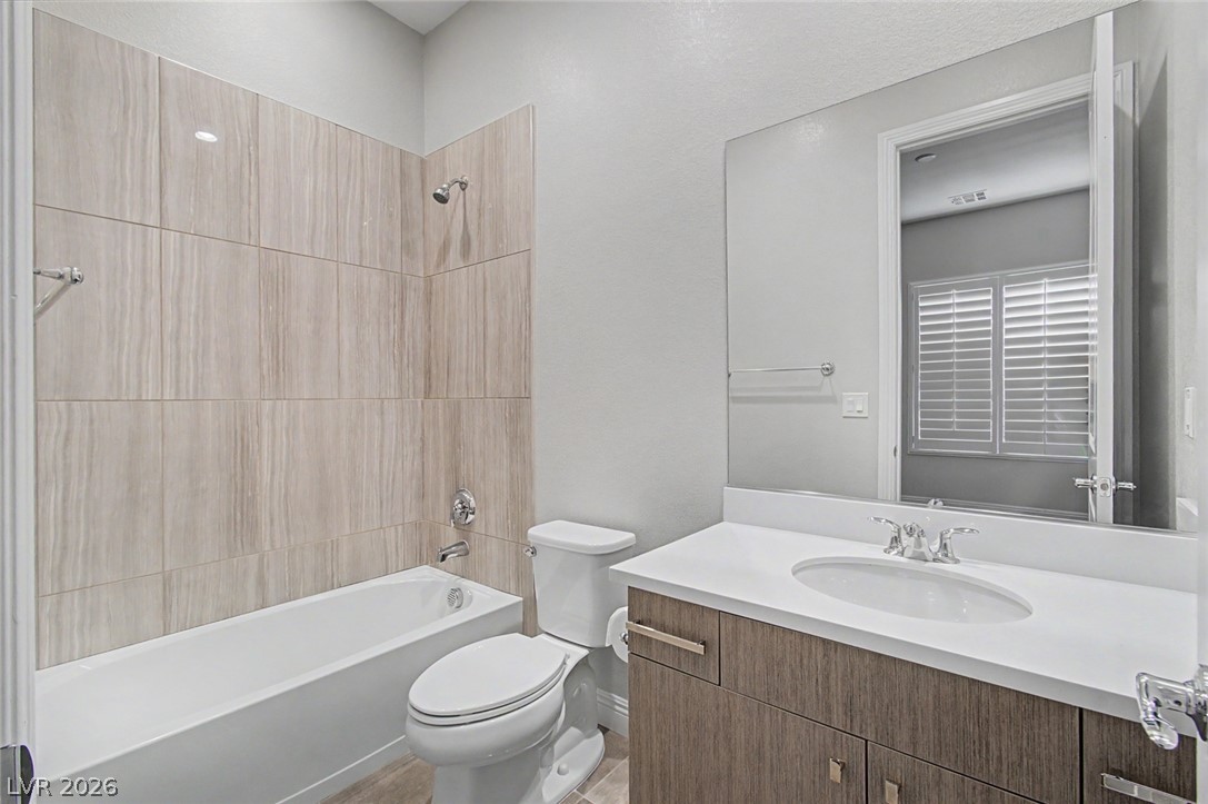 9868 Gemstone Sunset Avenue Property Photo 22