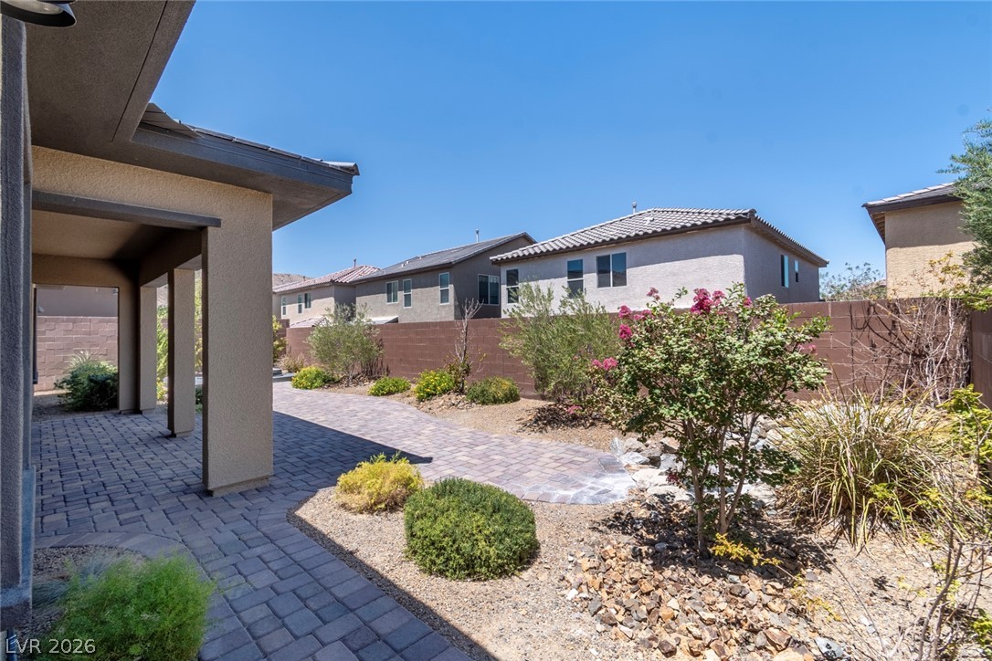 9868 Gemstone Sunset Avenue Property Photo 25