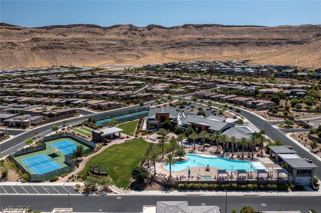9868 Gemstone Sunset Avenue Property Photo 32