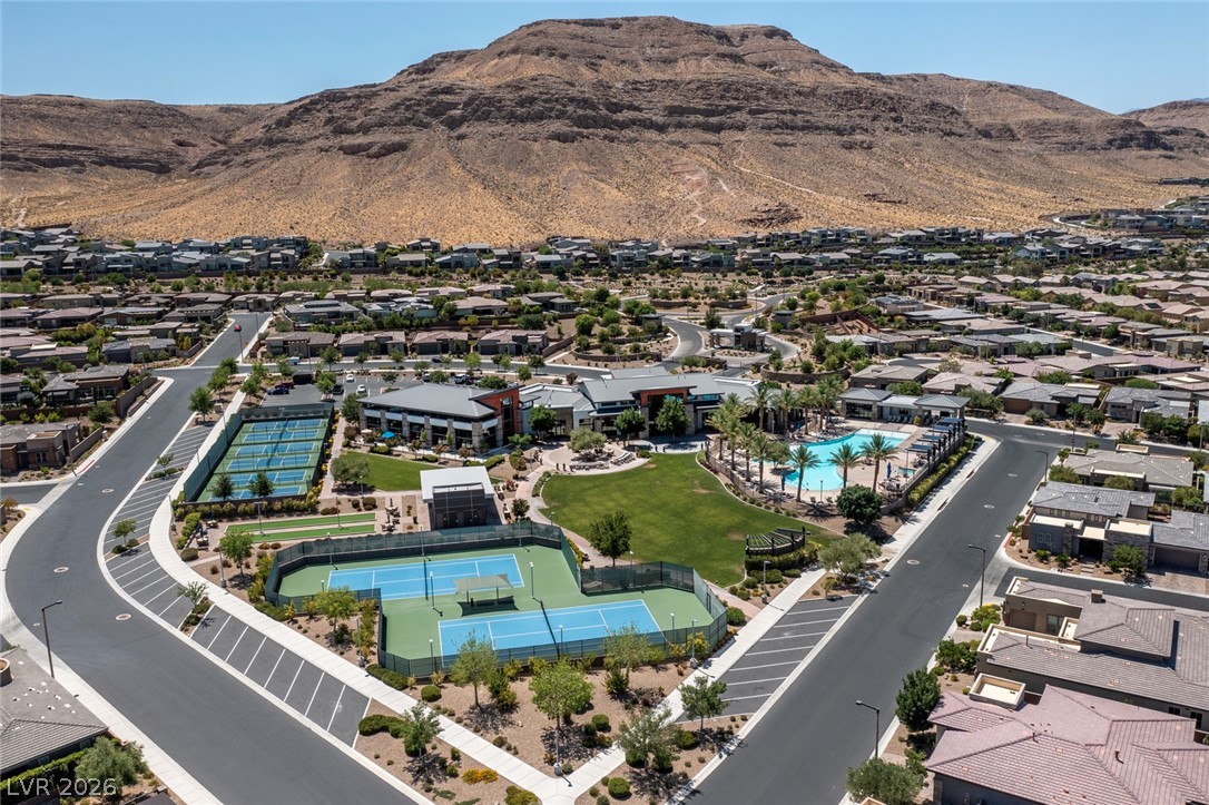 9868 Gemstone Sunset Avenue Property Photo 33