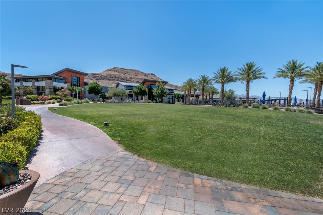 9868 Gemstone Sunset Avenue Property Photo 37