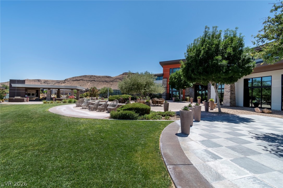 9868 Gemstone Sunset Avenue Property Photo 37