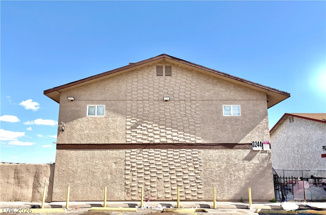 3244 Figler Court Property Photo 6