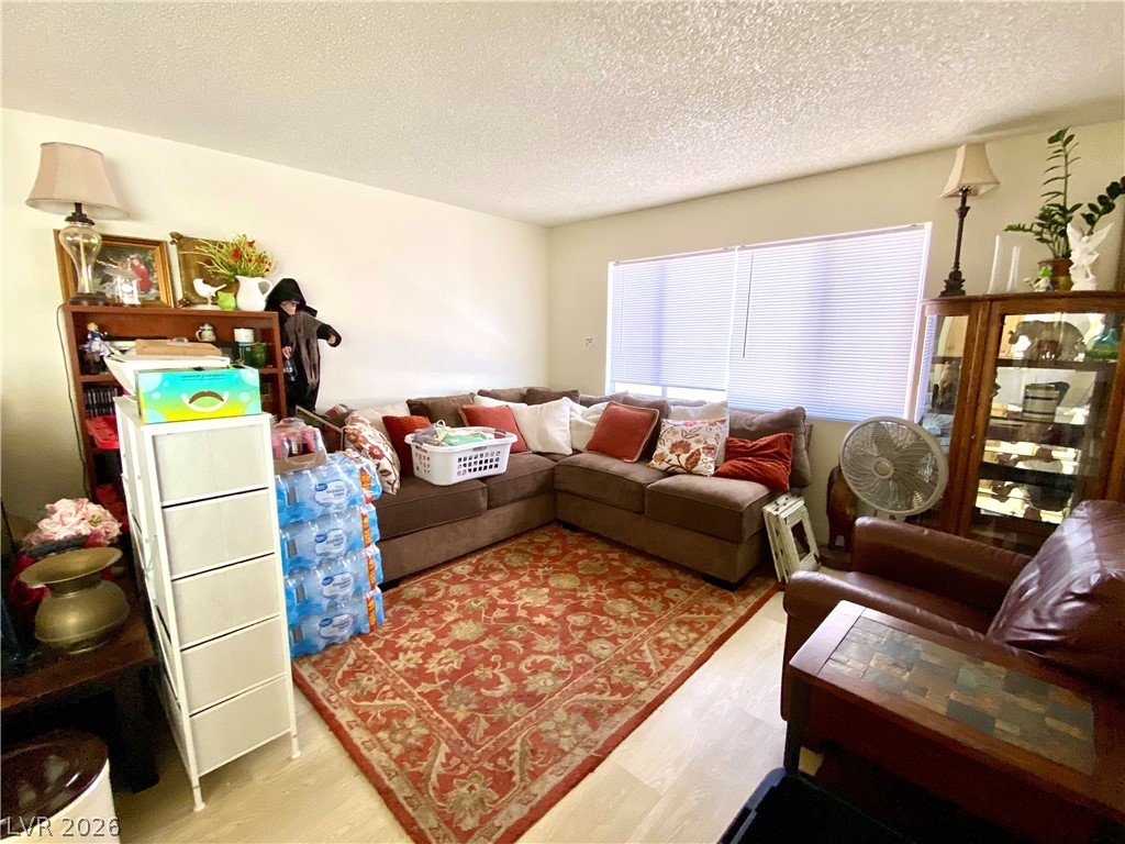 3244 Figler Court Property Photo 8