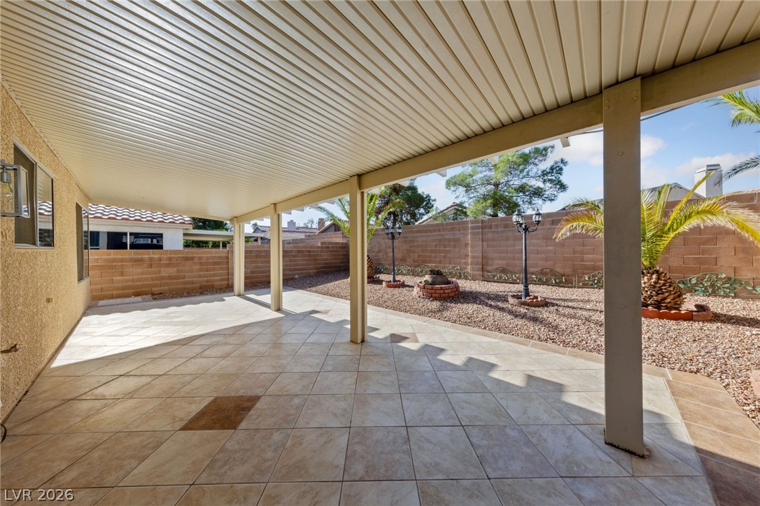 7627 Kalmalii Avenue Property Photo 15