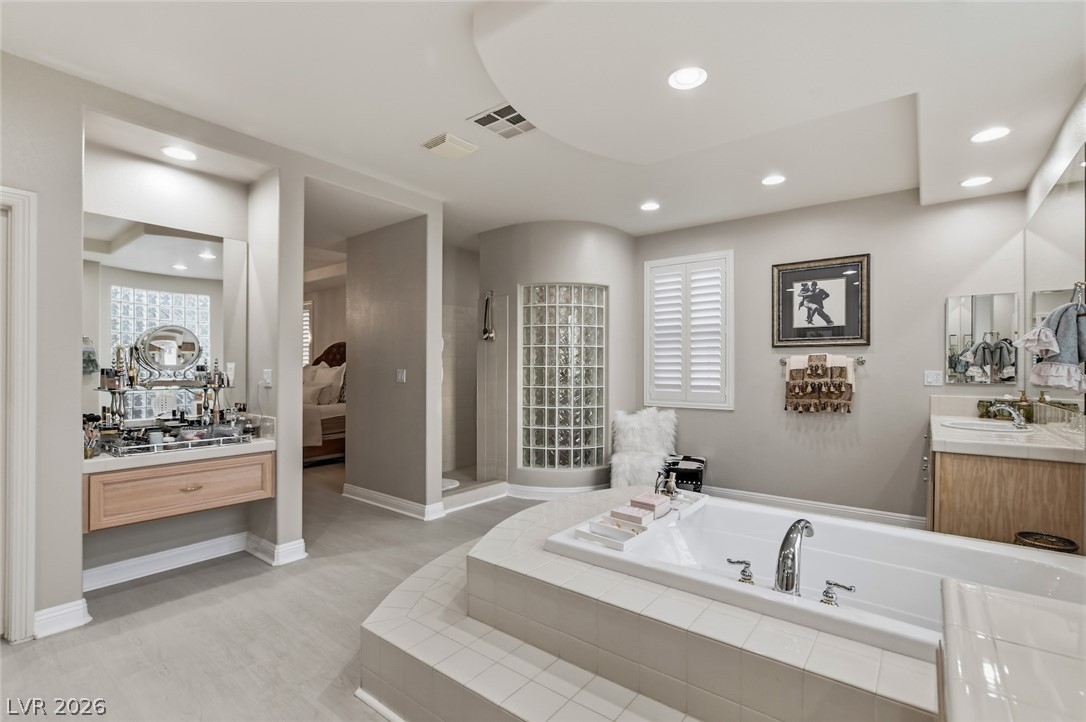 10721 Capesthorne Way Property Photo 38