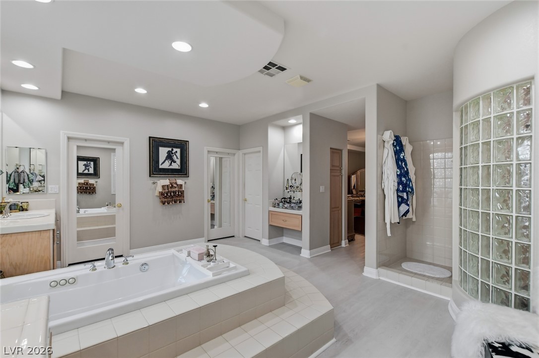 10721 Capesthorne Way Property Photo 39