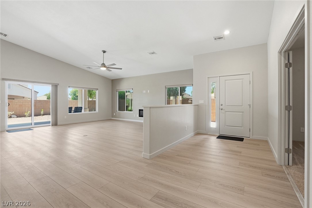 1427 Palm Drive Property Photo 11