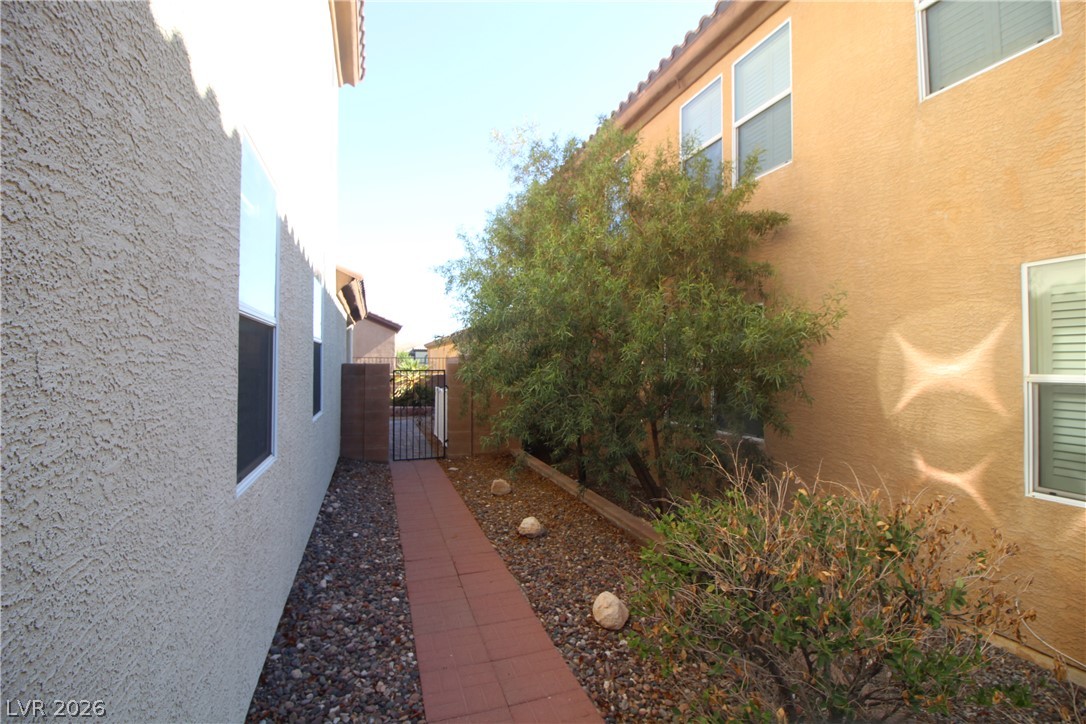 714 Newquay Court Property Photo 33