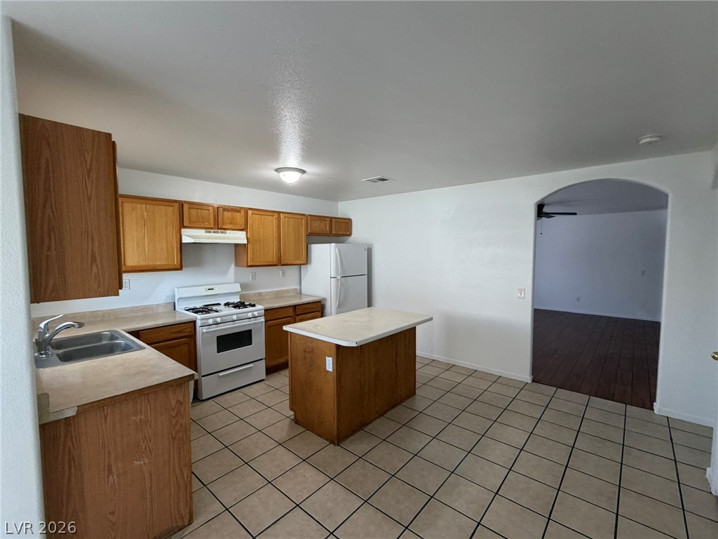 2561 Rosy Sunrise Street N/a Property Photo 7
