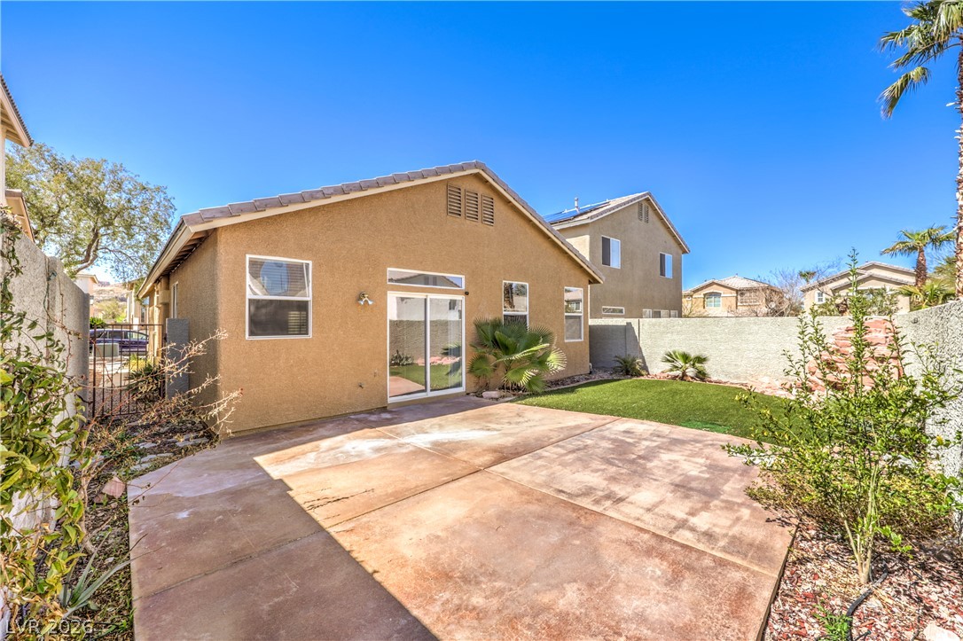7236 Victoria Oak Court Property Photo 16